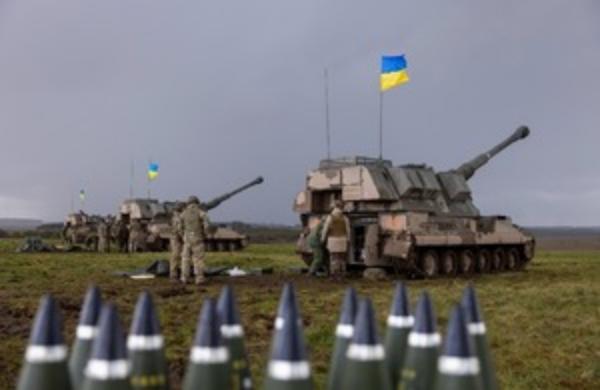 www.gov.uk Британія надасть Україні ще 4 самохідні артилерійські гаубиці AS90
