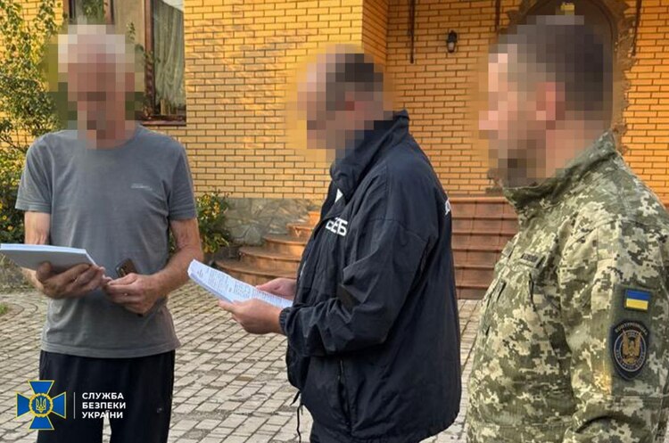 СБУ та БЕБ підозрюють експосадовця у привласненні 36 млн грн на закупівлі запчастин для літаків ЗСУ СБУ та БЕБ підозрюють експосадовця у привласненні 36 млн грн на закупівлі запчастин для літаків ЗСУ