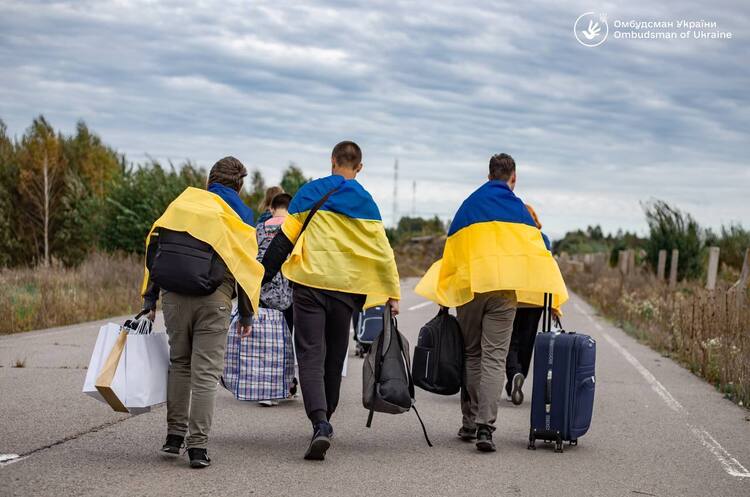 Украина вернула еще девять детей и 20-летнего парня с ВОТ – омбудсмен Украина вернула еще девять детей и 20-летнего парня с ВОТ – омбудсмен