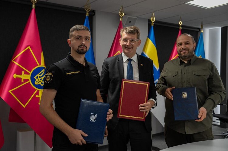 @rustem_umerov Данія залучить майже 600 млн євро інвестицій в український ОПК — Умєров