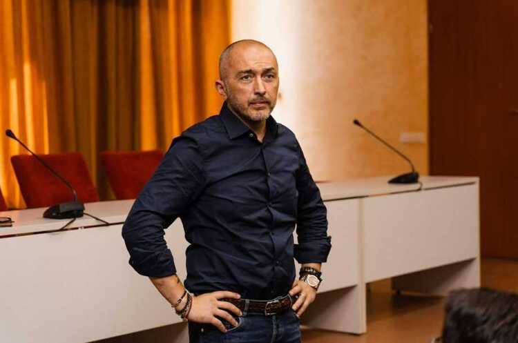 Кардинальних змін у валютній політиці не буде – голова НБУ Кардинальних змін у валютній політиці не буде – голова НБУ