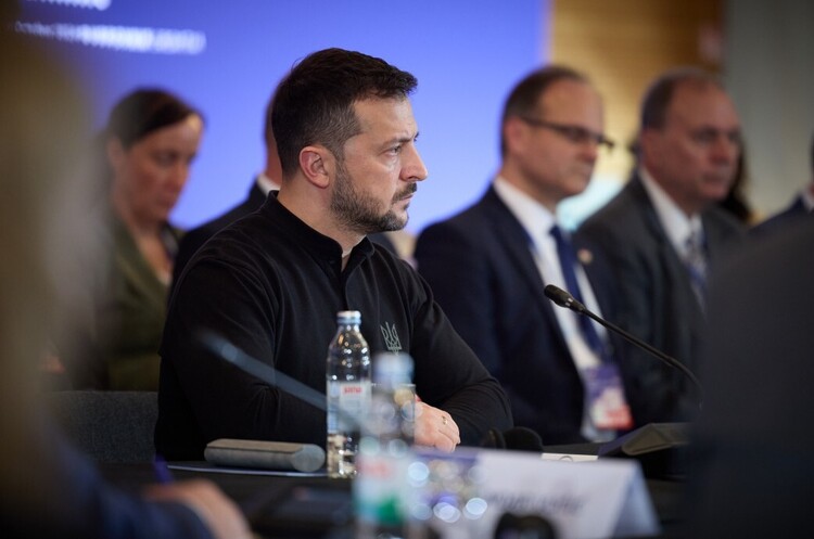 фото Офіційний сайт Президента України Зеленський заявив про можливість закінчити війну 2025 року