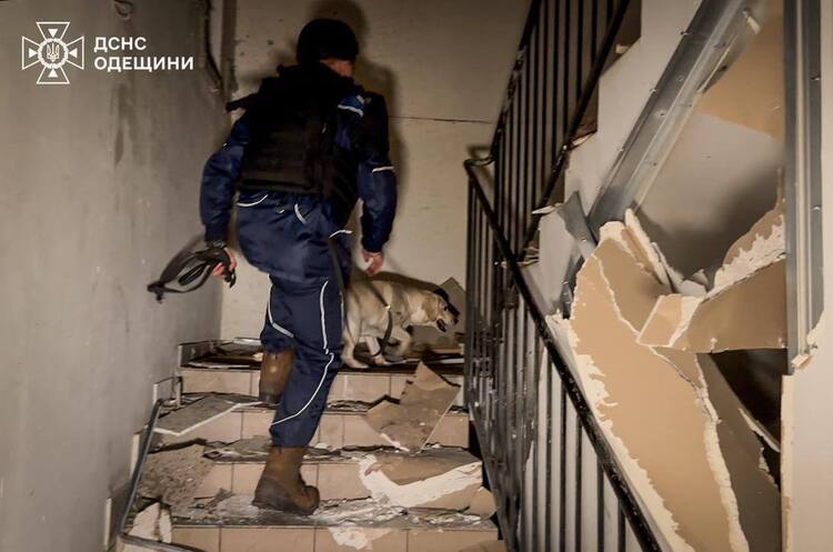 росіяни атакували Одесу балістичними ракетами росіяни атакували Одесу балістичними ракетами