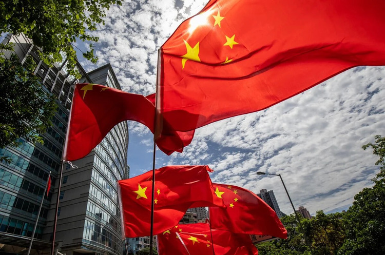 Фото: https://ukr-china.com/ Імпорт нафти китаєм падає