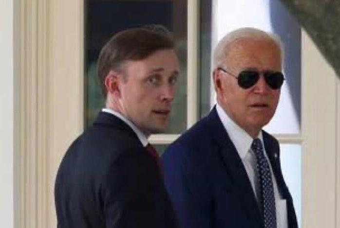 фото DR “Відповідь, яка українцям не сподобається”: Politico пояснює, чому США не збивають російські ракети над Україною