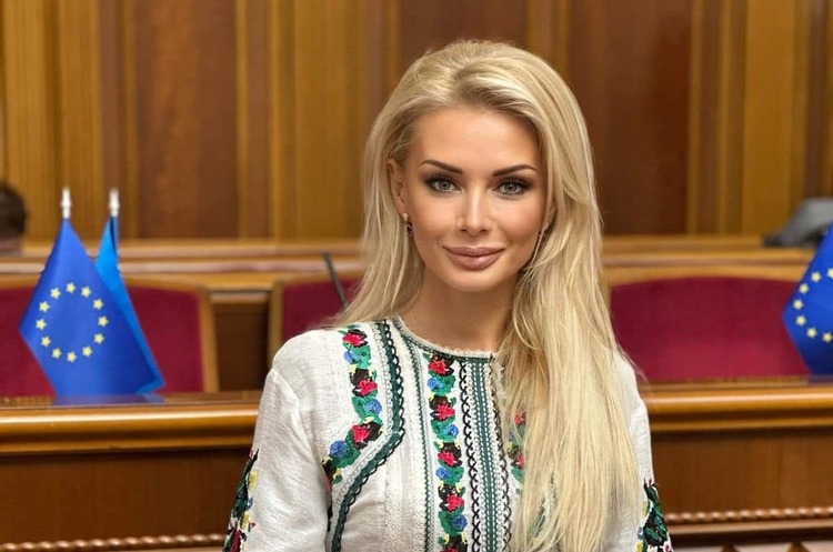 Фото: Ірина Кормишкіна / Facebook Народна депутатка отримала підозру від САП у незаконному збагаченні