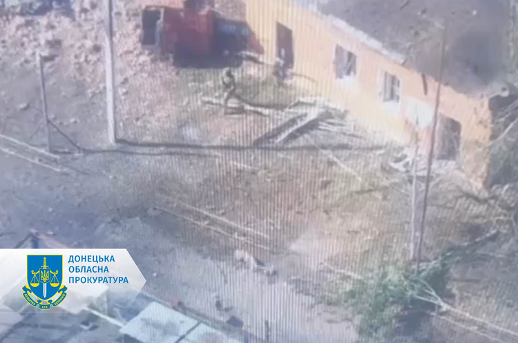 Окупанти ймовірно стратили беззбройного пораненого оборонця Окупанти ймовірно стратили беззбройного пораненого оборонця