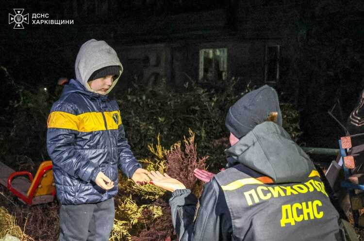 Удар КАБами по Харкову: кількість постраждалих зросла до 13 (відео) Удар КАБами по Харкову: кількість постраждалих зросла до 13 (відео)