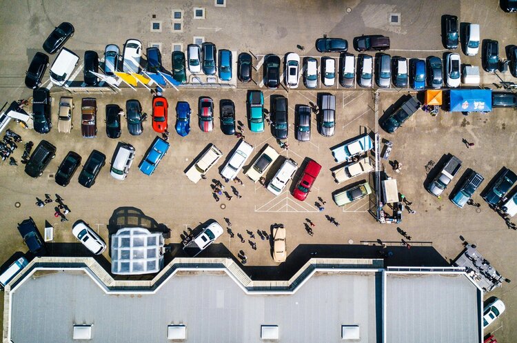 Фото: Рexels Українці придбали на 60% вживаних авто з пробігом більше, ніж роком раніше