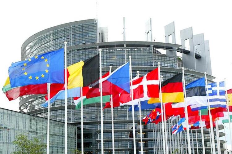 фото DR ЄС остаточно затвердив виділення Україні до 35 млрд євро за рахунок заморожених російських активів