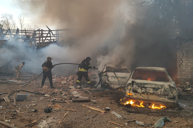 росіяни атакували відділення «Нової пошти» на Донеччині росіяни атакували відділення «Нової пошти» на Донеччині