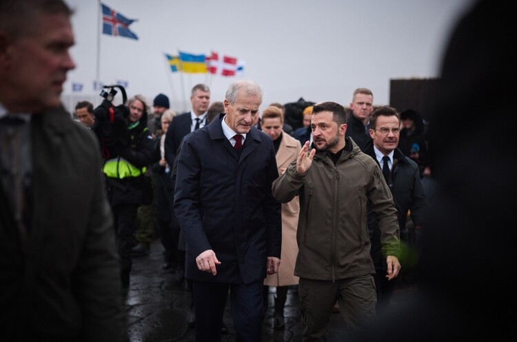 Володимир Зеленський і Йонас Гар Сторе Прем'єр Норвегії оголосив про новий пакет допомоги Україні на 500 млн євро