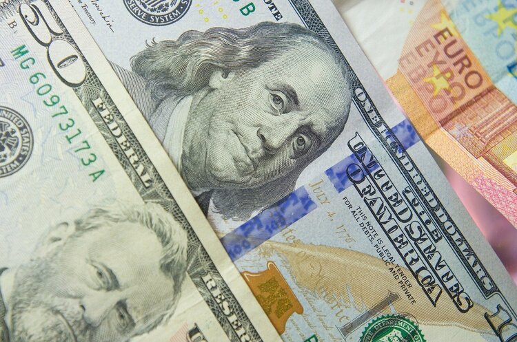 США вводять нові обмеження на інвестиції в Китай у галузі технологій США вводять нові обмеження на інвестиції в Китай у галузі технологій