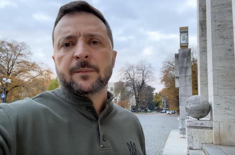 фото Офіційний сайт Президента України Зеленський: Україна виробляє 20 гаубиць «Богдана» на місяць