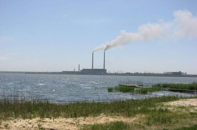 ОНОВЛЕНО: Війська рф пошкодили дамбу Курахівського водосховища: вода затоплює села ОНОВЛЕНО: Війська рф пошкодили дамбу Курахівського водосховища: вода затоплює села