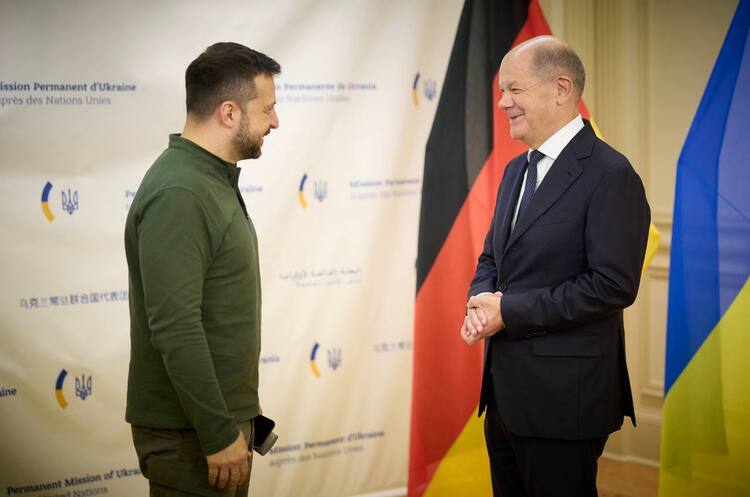 фото Офіційний сайт Президента України Туск заявив, що задоволений розмовою Шольца з путіним, а Зеленський намагався відмовити канцлера від дзвінка