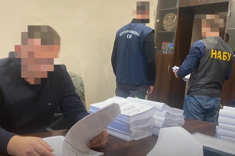 Фото: НАБУ Правоохоронці викрили посадовців Сил логістики на зловживаннях під час закупівель для армії