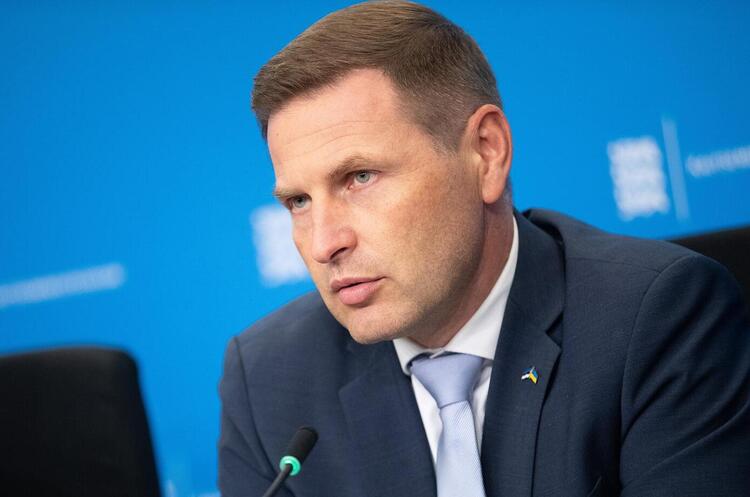 Ханно Певкур «Краще дайте їм грошей»: міністр оборони Естонії закликав західні країни не відправляти війська в Україну