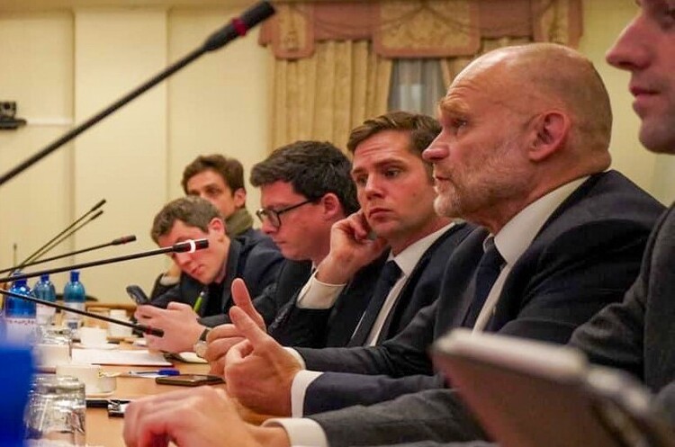 фото зі сторінки @fpetit.bsky.social‬ У Франції 5 депутатів парламенту звернулися до міністра оборони з вимогою надіслати інструкторів в Україну
