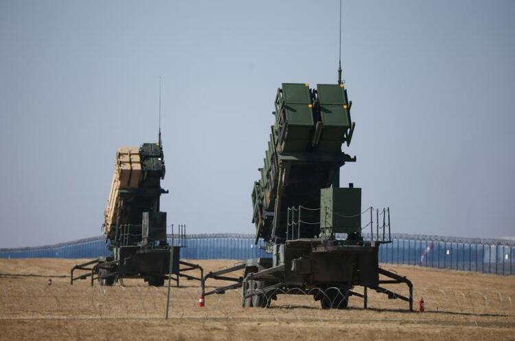 фото DR Міністр оборони Німеччини пообіцяв Польщі ще одну систему Patriot, щоб охороняти поставки зброї для України