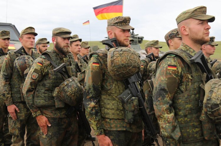 ілюстративне зображення Ще одна країна Євросоюзу розглядає відновлення обов’язкового призову в армію