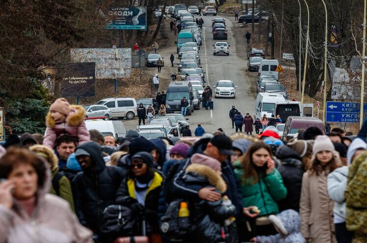 Фото: depositphotos.com (ілюстративне) Через війну населення України скоротилося із 42 млн до 35,8 млн осіб – Лубінець