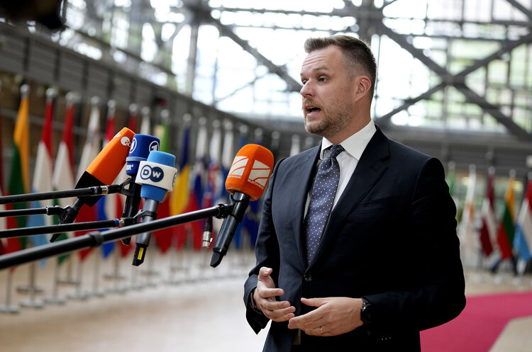 Міністр МЗС Литви Габріелюс Ландсбергіс Politico дізналося, чому Латвія і Литва заблокували погодження 15-го пакету санкцій