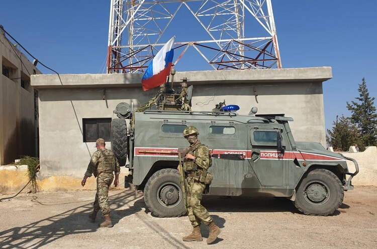 фото DR росія імовірно вивозить свою військову техніку із Сирії – оглядачі фіксують все більше ознак евакуації