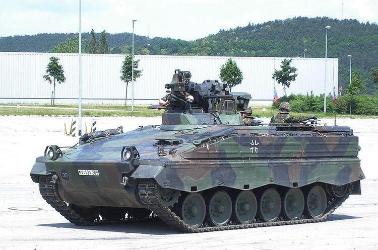 БМП Marder Rheinmetall надасть Україні ще 20 БМП Rheinmetall у 2025 році