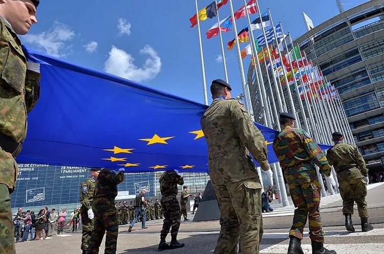 Європейські країни готові відправити в Україну миротворчі війська, але не під прапором НАТО
