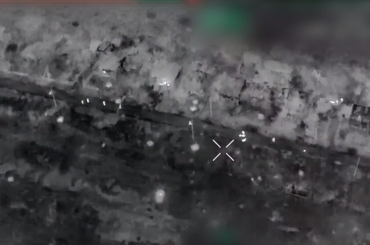 Скріншот з відео росіяни розстріляли п'ятьох українських військовополонених