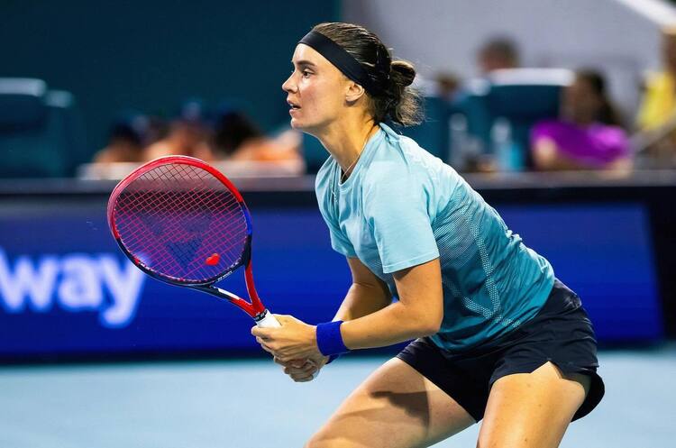 Ангеліна Калініна Українська тенісистка вийшла в півфінал першого топтурніру 2025 року