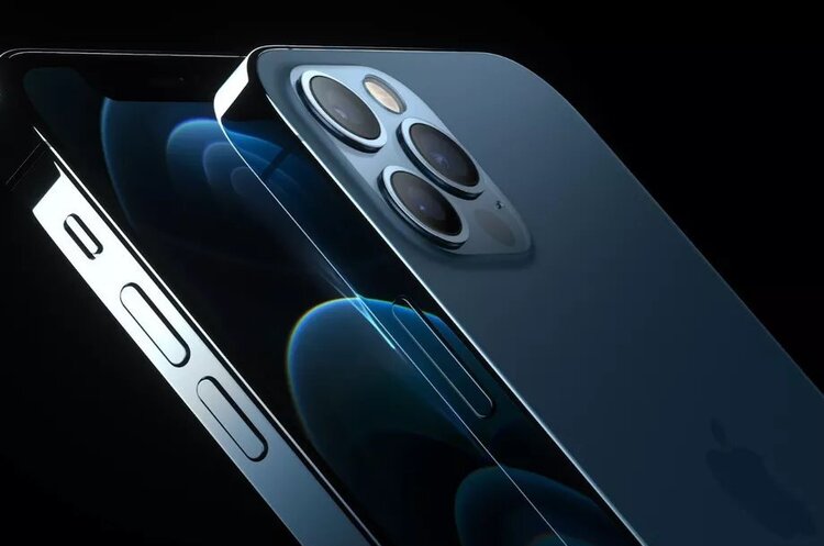 фото DR Apple звинуватили в тому, що компанія прослуховувала користувачів за допомогою Siri