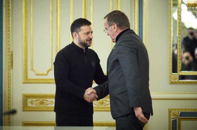 фото Офіційний сайт президента України Пісторіус: Німеччина вже замовила для України 54 нові установки RCH 155