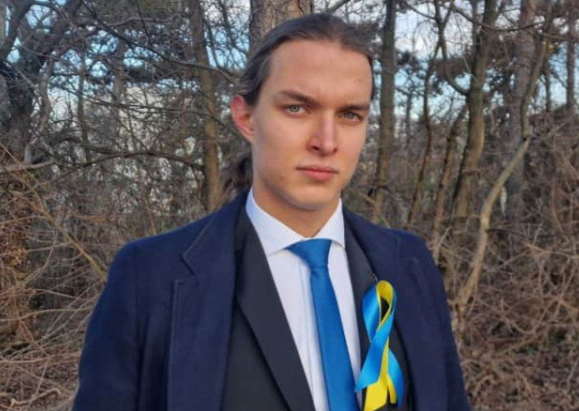Симон Оманік Словацький студент відмовився потиснути руку президенту Пеллегріні через його маніпуляції війною в Україні