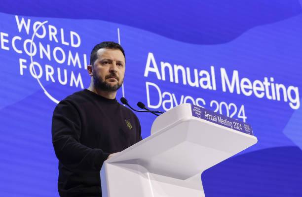 фото WEF 2025 WEF 2025: Зеленський звинуватив Захід в небажанні прийняти Україну в НАТО