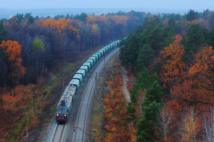 Залізниця очікує скорочення вантажної бази у 2025 році. Яких вантажів це торкнеться? Залізниця очікує скорочення вантажної бази у 2025 році. Яких вантажів це торкнеться?