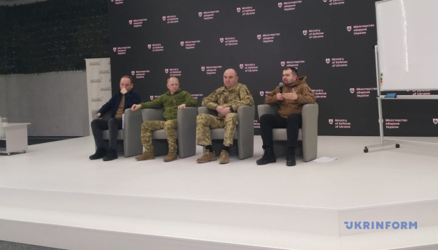 Фото: Укрінформ Міноборони: зривів із постачанням озброєння в Україну немає