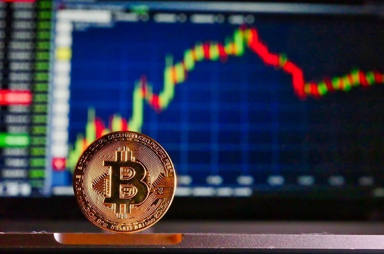 Фото: ілюстративне Мита Трампа сколихнули ринки, Bitcoin впав нижче $100 000