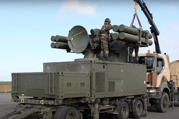 фото Ministry of Defence of France Україна отримала від Франції систему ППО Crotale на причепі