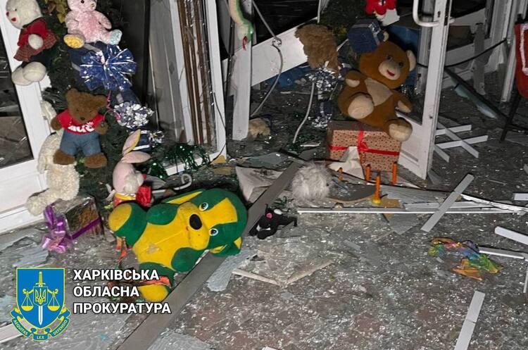 У Харкові росіяни вдарили по найбільшому ринку міста «Барабашово»: які наслідки У Харкові росіяни вдарили по найбільшому ринку міста «Барабашово»: які наслідки