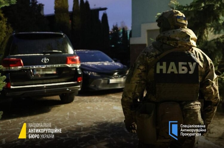 НАБУ проводить масштабні обшуки щодо корупції в Київраді НАБУ проводить масштабні обшуки щодо корупції в Київраді