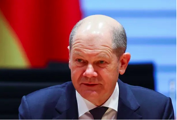 фото Reuters Шольц закликав парламент запровадити режим надзвичайної ситуації, щоб збільшити допомогу Україні