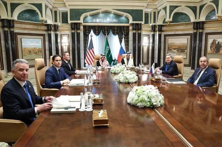 фото DR США і росія домовилися про відновлення колишньої чисельності штату посольств