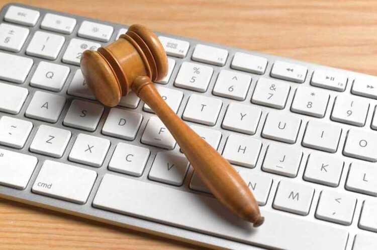 Коломойський програв: суд підтвердив неможливість повернення ПриватБанку Коломойський програв: суд підтвердив неможливість повернення ПриватБанку