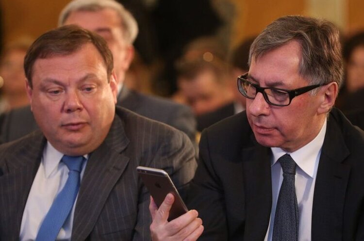 АРМА списало майже 140 млн грн підсанкційних російських олігархів Фрідмана і Авєна АРМА списало майже 140 млн грн підсанкційних російських олігархів Фрідмана і Авєна