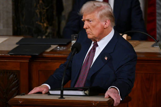 Фото: DR Україна може не вижити в будь-якому випадку: Трамп про допомогу США