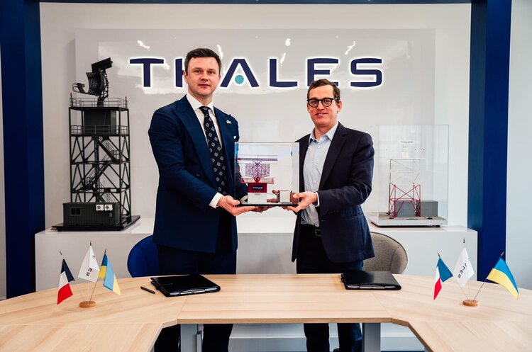 Фото: Андрія Ярмак / Facebook Украерорух та французька Thales підписали угоду в рамках відновлення польотів в Україні