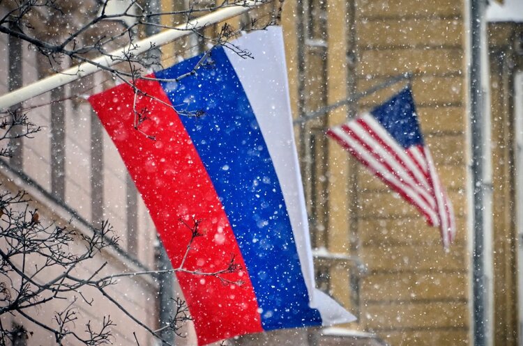 Reuters: російська влада опитує бізнесменів, зняття яких санкцій варто добиватися в першу чергу на переговорах Reuters: російська влада опитує бізнесменів, зняття яких санкцій варто добиватися в першу чергу на переговорах
