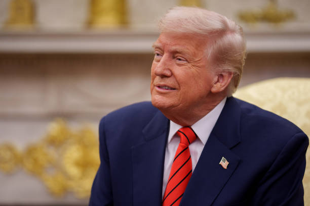 Трамп щодо скандалу в Овальному кабінеті: «Ми мали змусити Україну робити правильні речі» Трамп щодо скандалу в Овальному кабінеті: «Ми мали змусити Україну робити правильні речі»